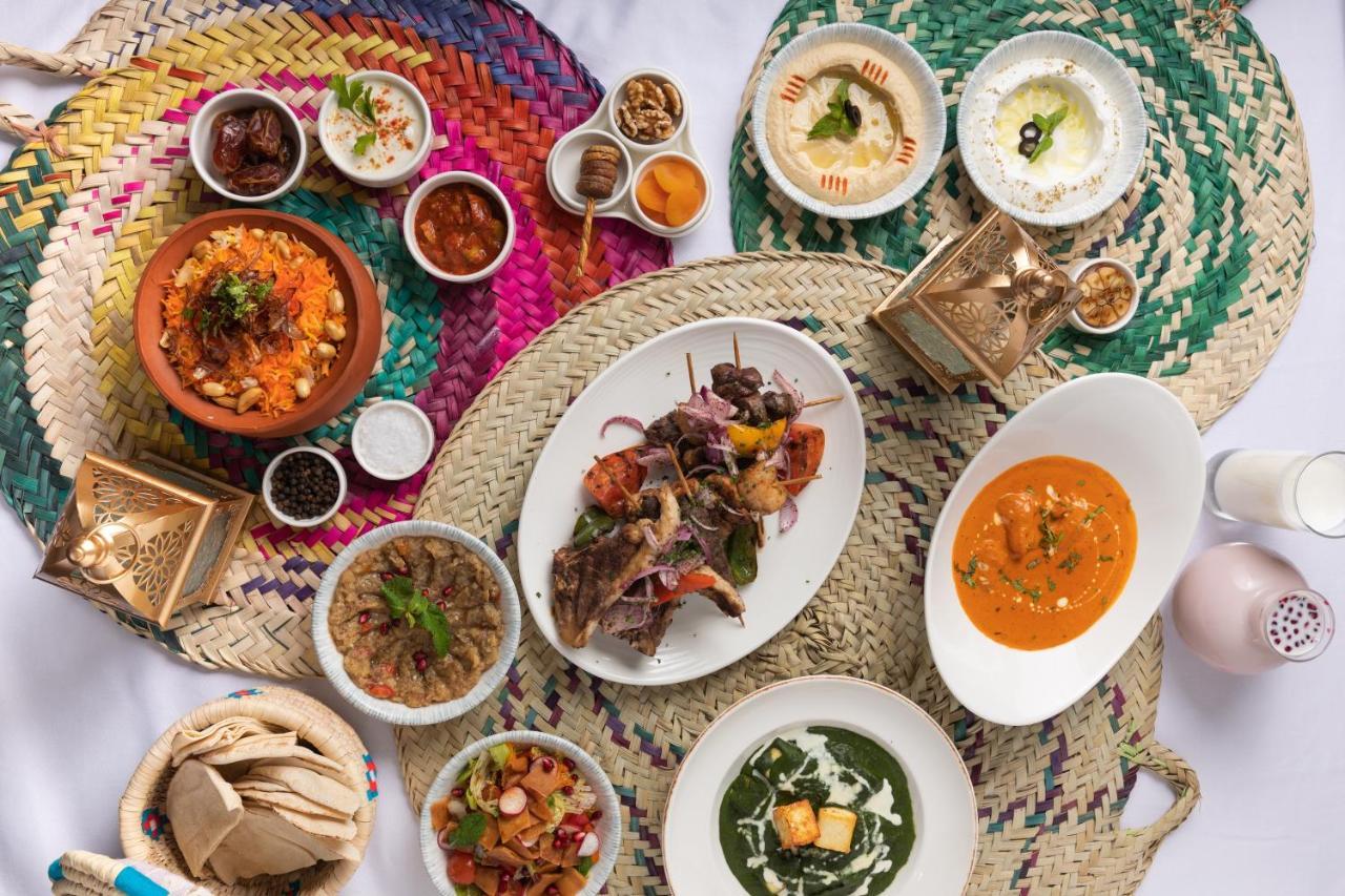 Maani Muscat Hotel & Suites Dış mekan fotoğraf