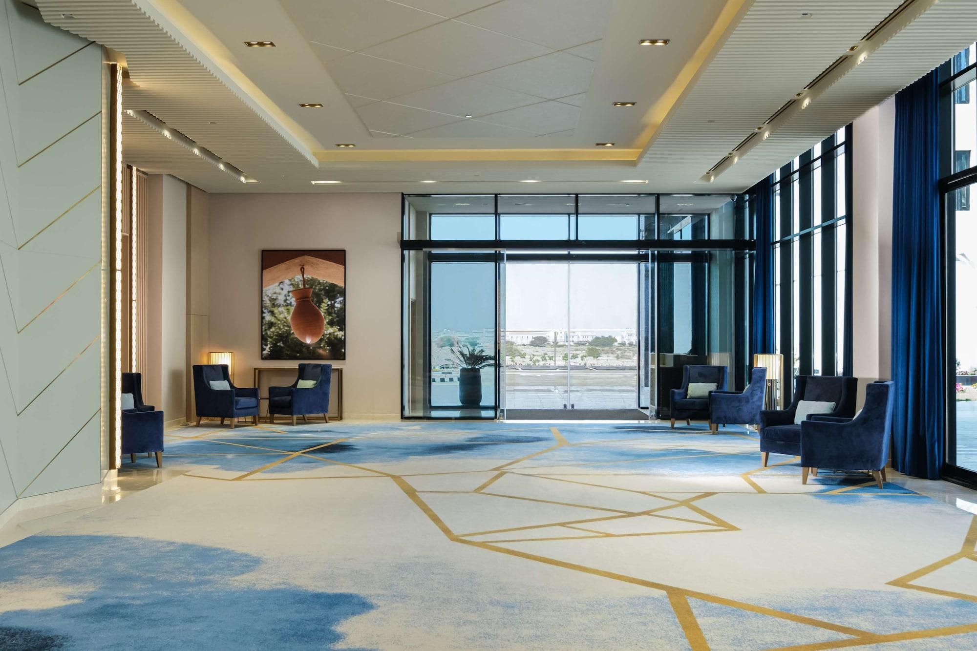 Maani Muscat Hotel & Suites Dış mekan fotoğraf